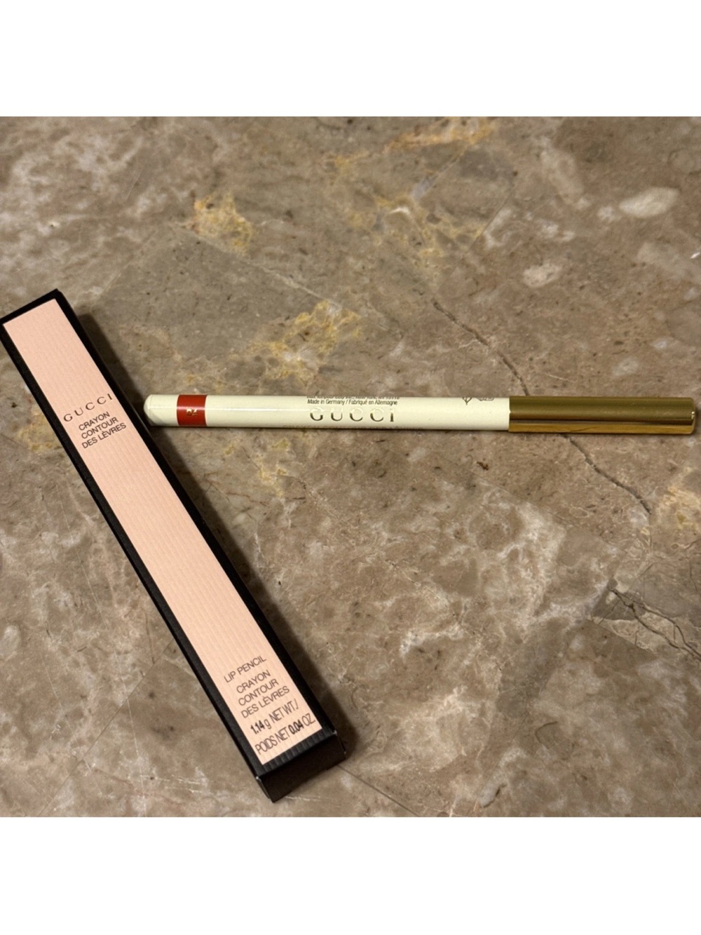 GUCCI Lip Liner Pencil 04 Rouge New in box